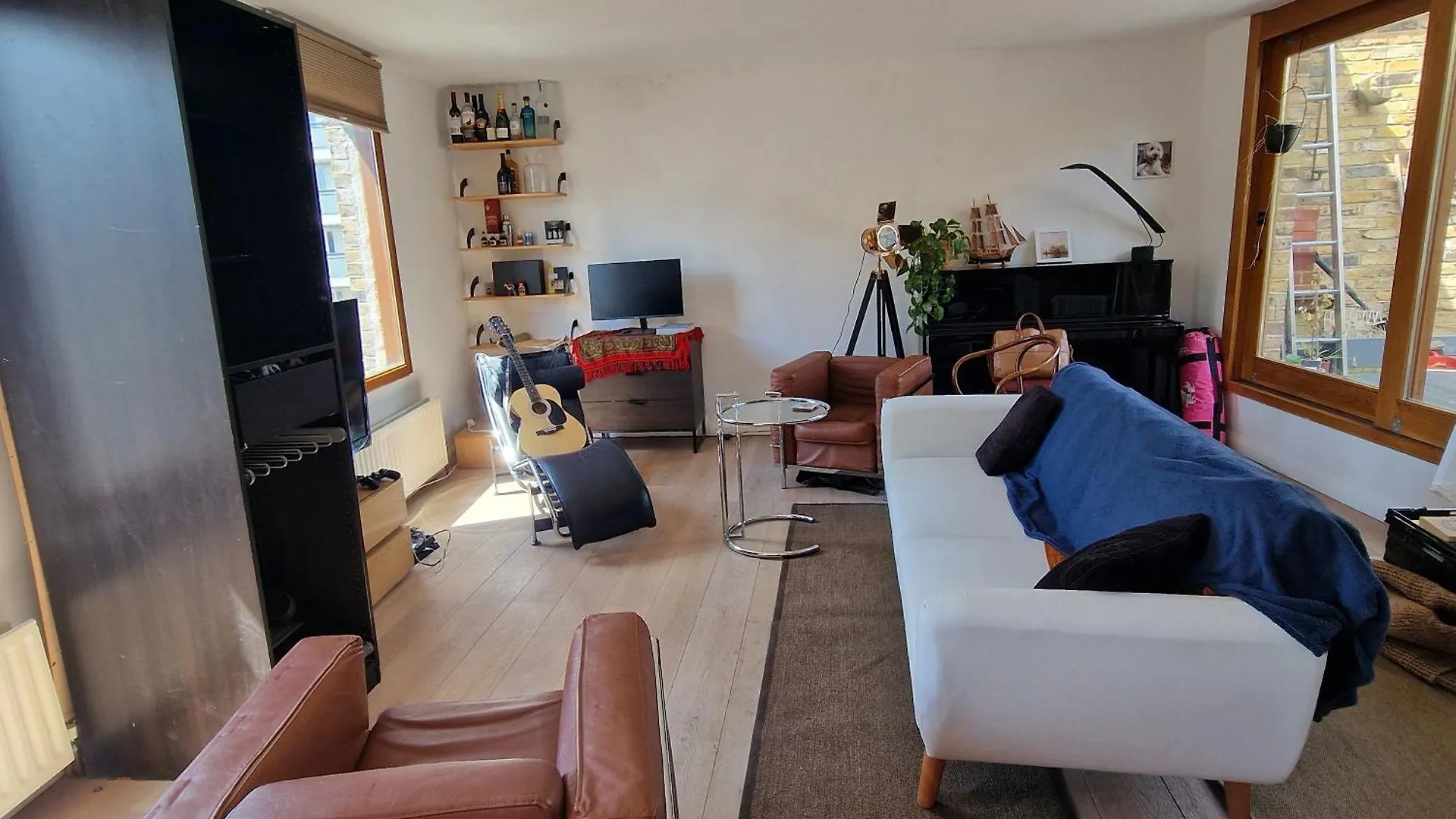 1 Bedroom-1 Bathroom-Walkinshower-Terrace Лондон Апартаменты